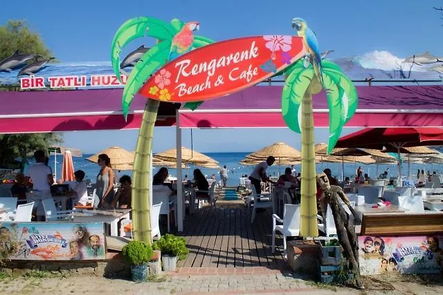 Lägenhetshotell Rengarenk Apart *